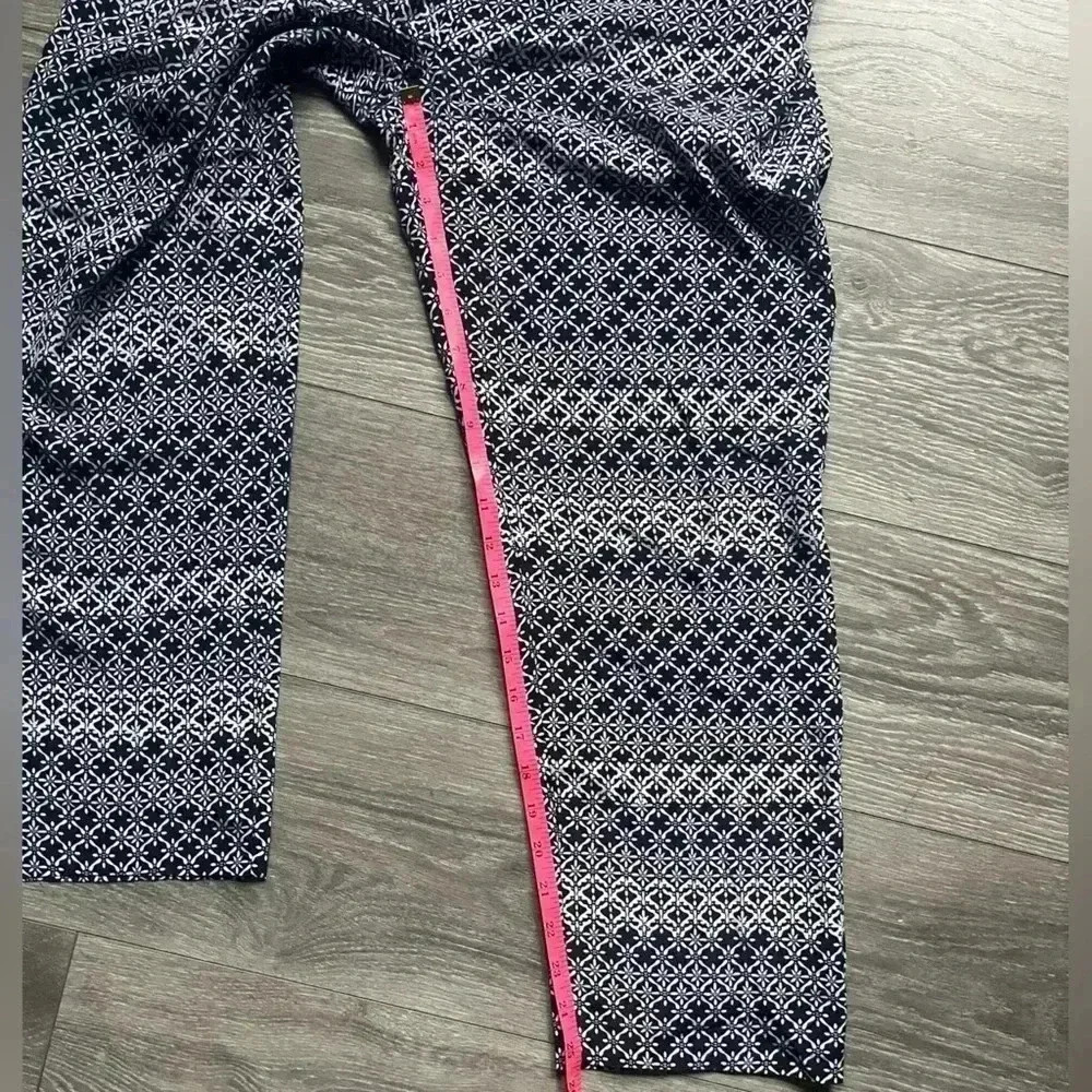 Diane Von Furstenberg 100% Silk Navy Geometric Tribal Print Drawstring Pants 6 - Picture 9 of 10